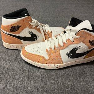 Jordan 1 Brushstroke